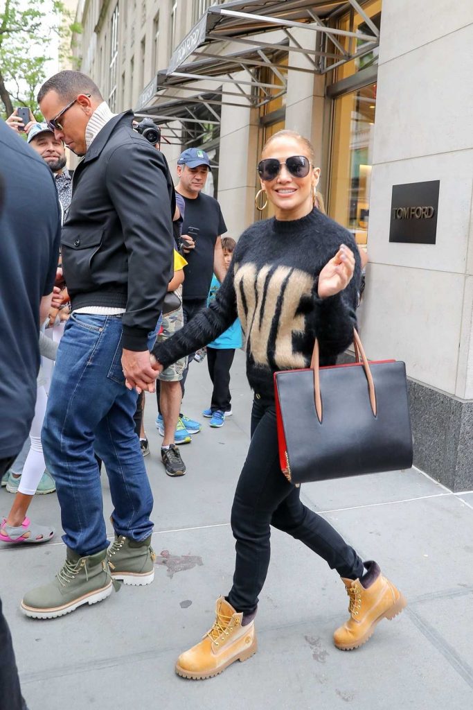 Jennifer Lopez Goes Shopping on Madison Avenue in New York City 05/11/2018-5