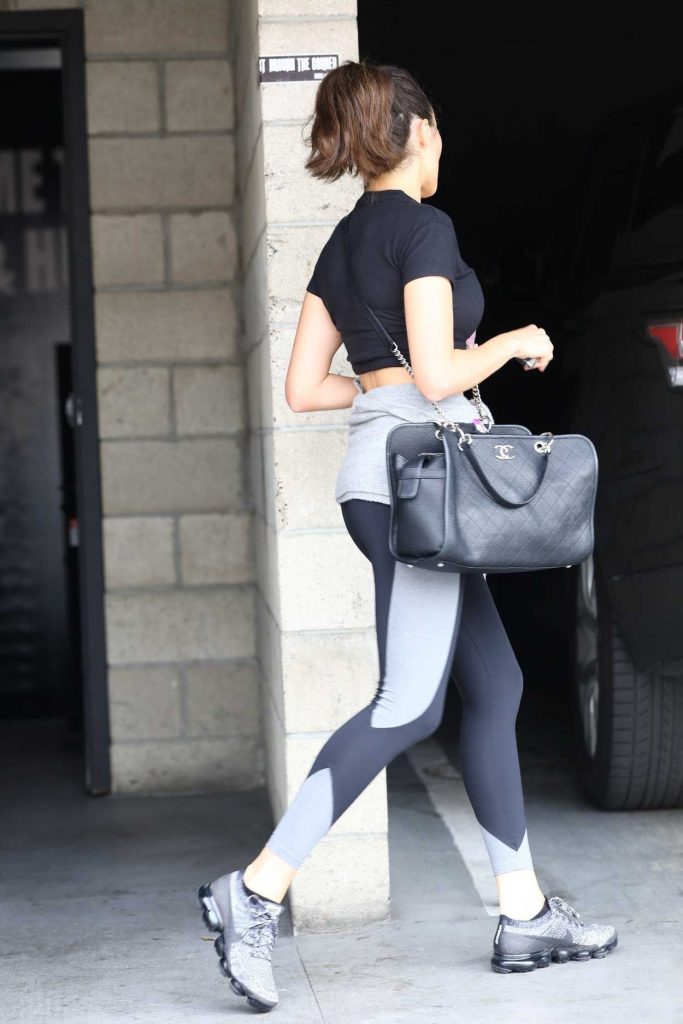 Olivia Culpo Leaves the Gym in Los Angeles 04/30/2018-5