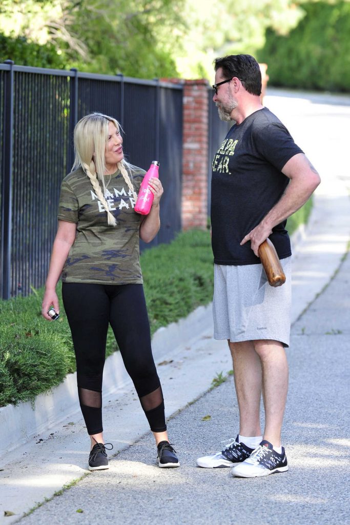 Tori Spelling Was Spotted with Her Husband Dean McDermott Out in Los Angeles 04/29/2018-4