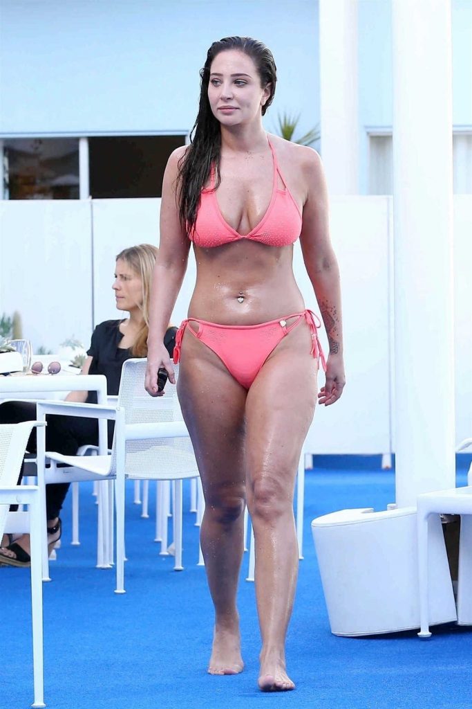 Tulisa Contostavlos in Bikini by the Pool at the Standard Hotel in Los Angeles 05/24/2018-2