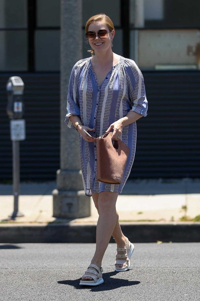 Amy Adams Leaves an Office Building in Beverly Hills 06/25/2018-2