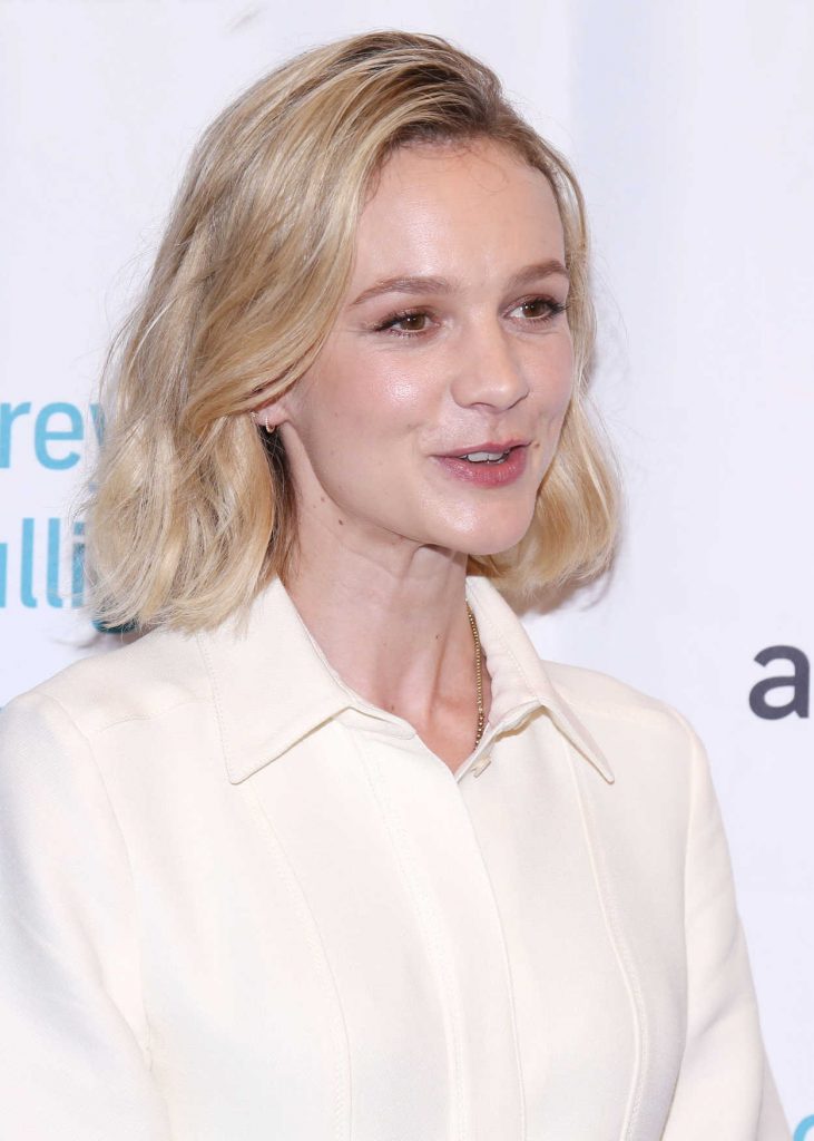 Carey Mulligan Attends a Photocall for Her New One-Woman Play Girls & Boys in New York 06/01/2018-5