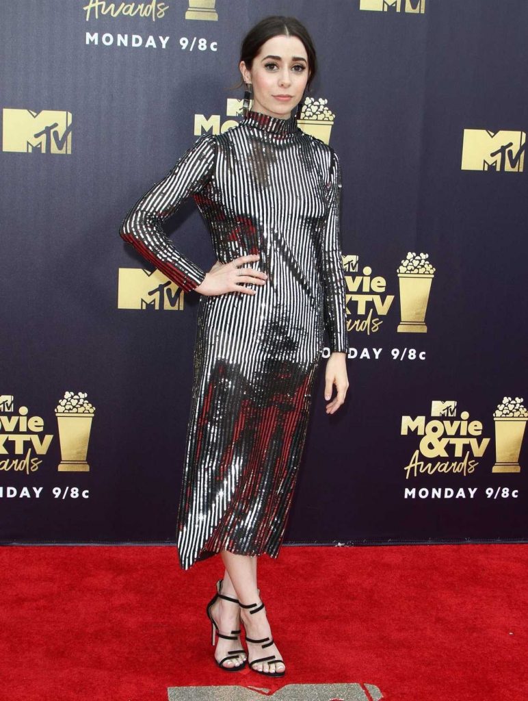 Cristin Milioti Attends the 2018 MTV Movie and TV Awards in Santa Monica 06/16/2018-3