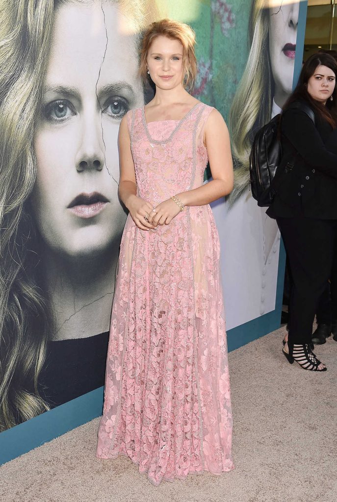 Eliza Scanlen At The Sharp Objects Hbo Series Premiere In Los Angeles 06262018