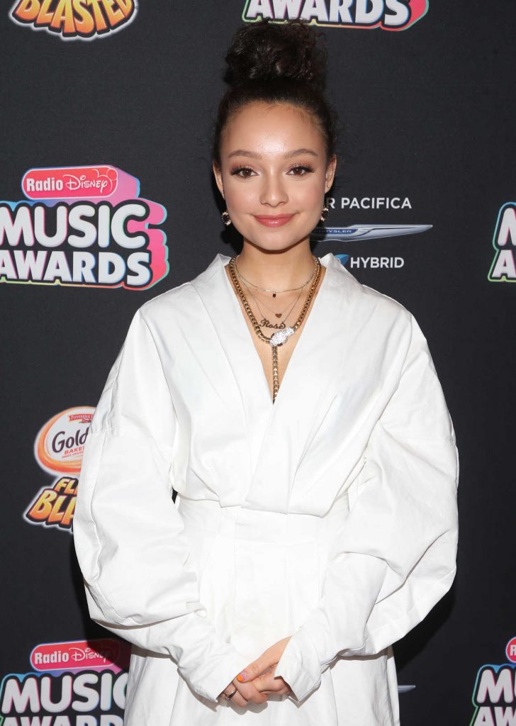 Kayla Maisonet at 2018 Radio Disney Music Awards in Los Angeles 06/22/2018-3