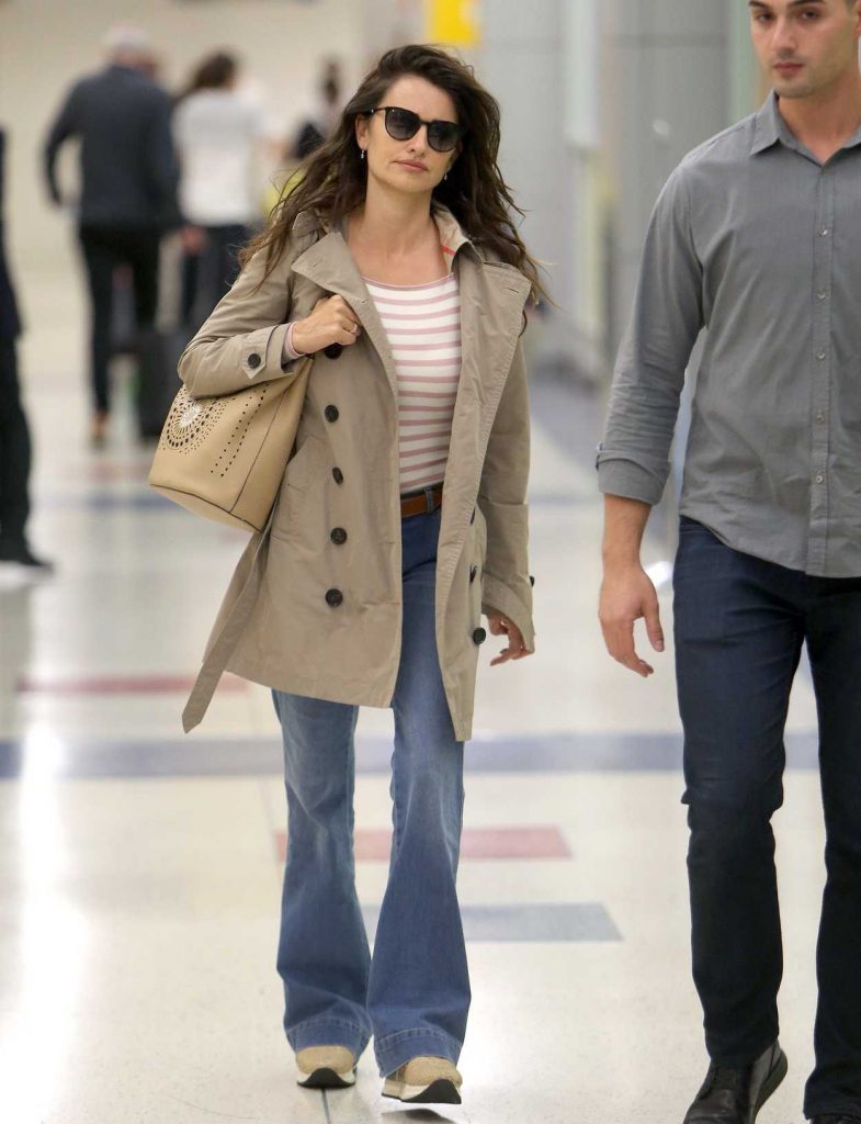 Penelope Cruz Was Seen at JFK Airport in New York 06/02/2018-1