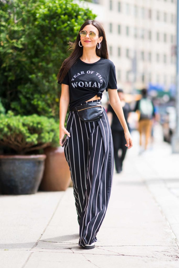 Victoria Justice Out for a Stroll in New York City 06/23/2018-2