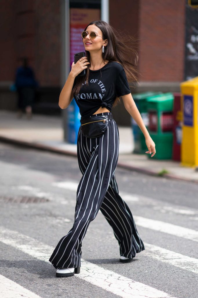 Victoria Justice Out for a Stroll in New York City 06/23/2018-3