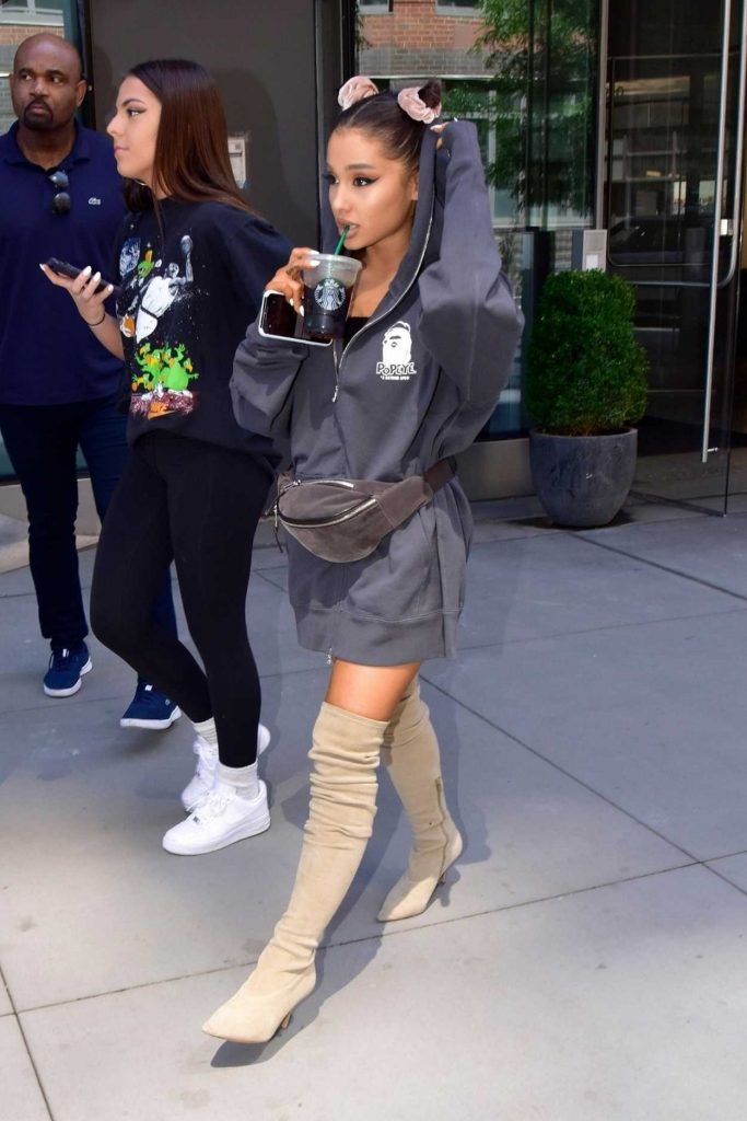 Ariana Grande Heads to a Recording Studio in New York 07/10/2018-3