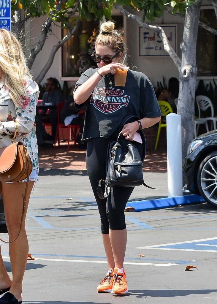 Ashley Benson Wears an Orange Nike Sneakers Out in Los Angeles 07/16/2018-2