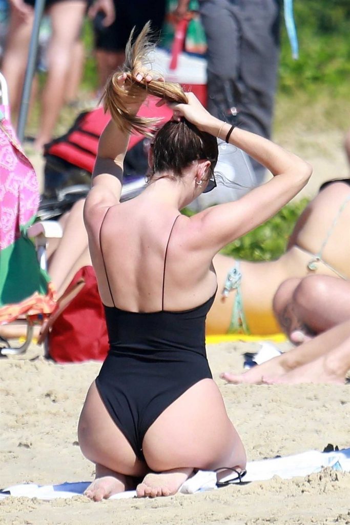 Candice Swanepoel in a Black Swimsuit on the Beach in Espirito Santo, Brazil 07/15/2018-3