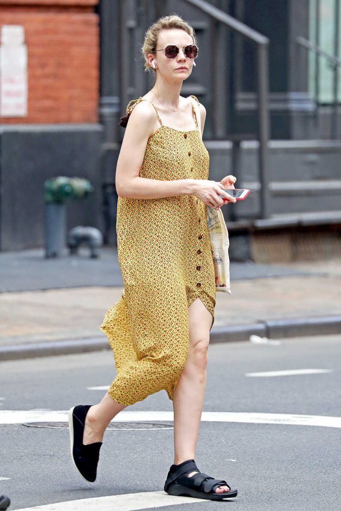 Carey Mulligan Wears a Yellow Summer Long Dress Out in New York City 07/17/2018-5
