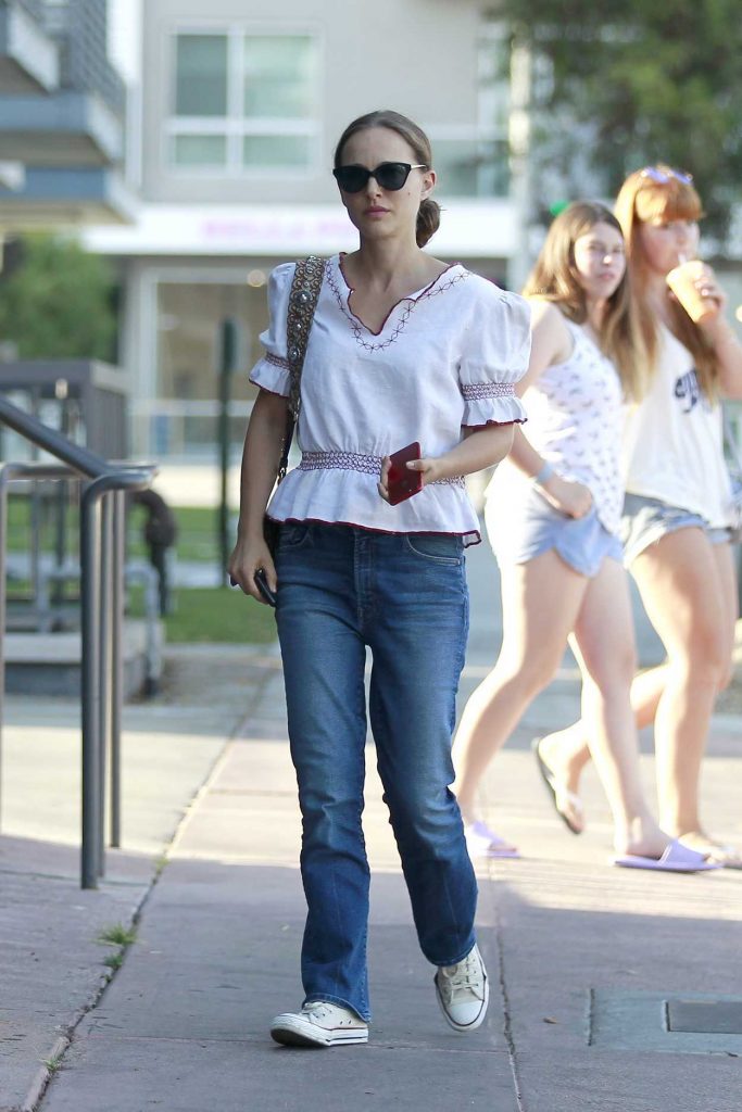 Natalie Portman in a White Embroidered Blouse