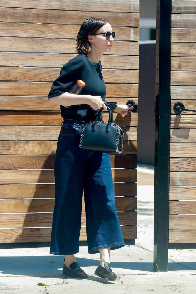 Rooney Mara Was Seen Out in Los Angeles 07/14/2018-3