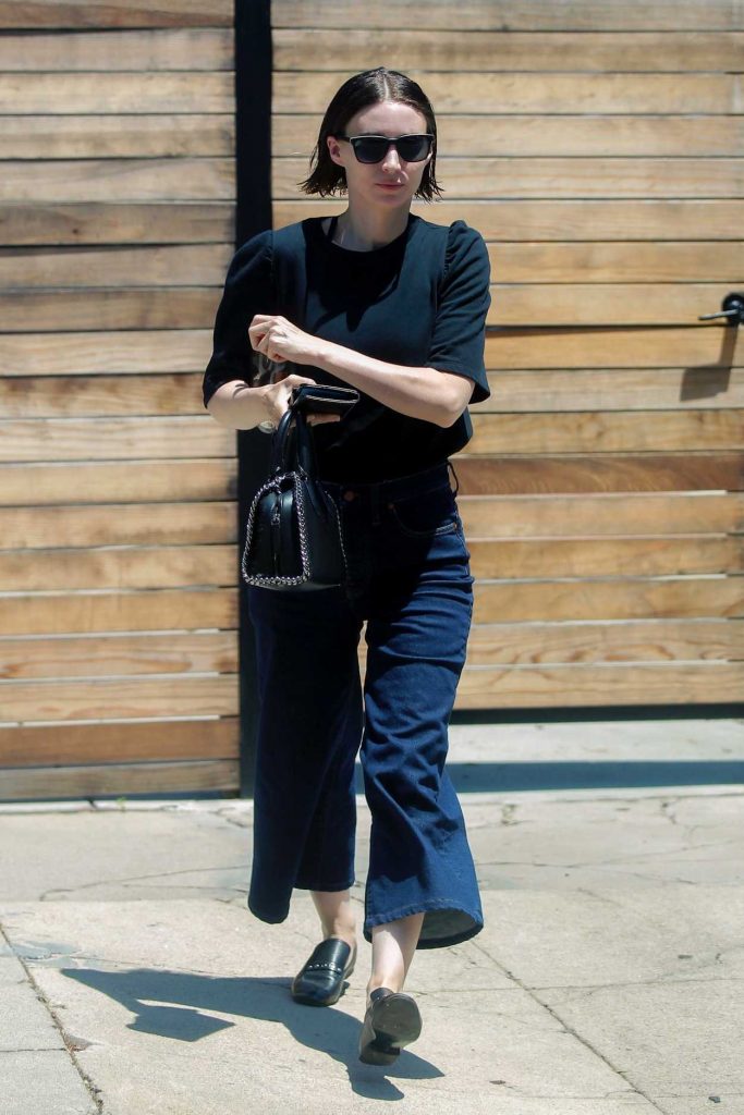 Rooney Mara Was Seen Out in Los Angeles 07/14/2018-4