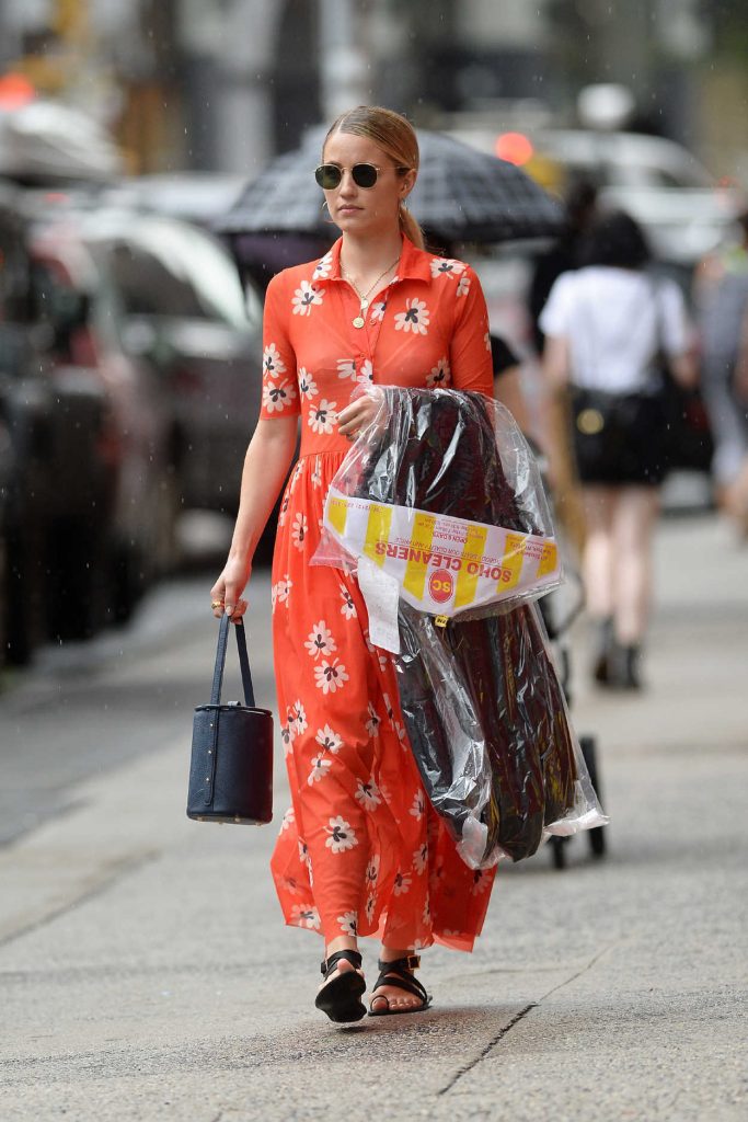 Dianna Agron in a Red Floral Dress Was Spotted on a Wet Afternoon in ...