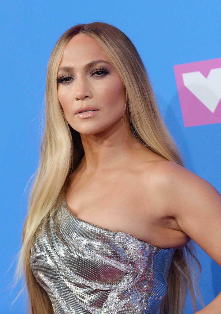 Jennifer Lopez Attends 2018 MTV Video Music Awards in New York 08/20 ...