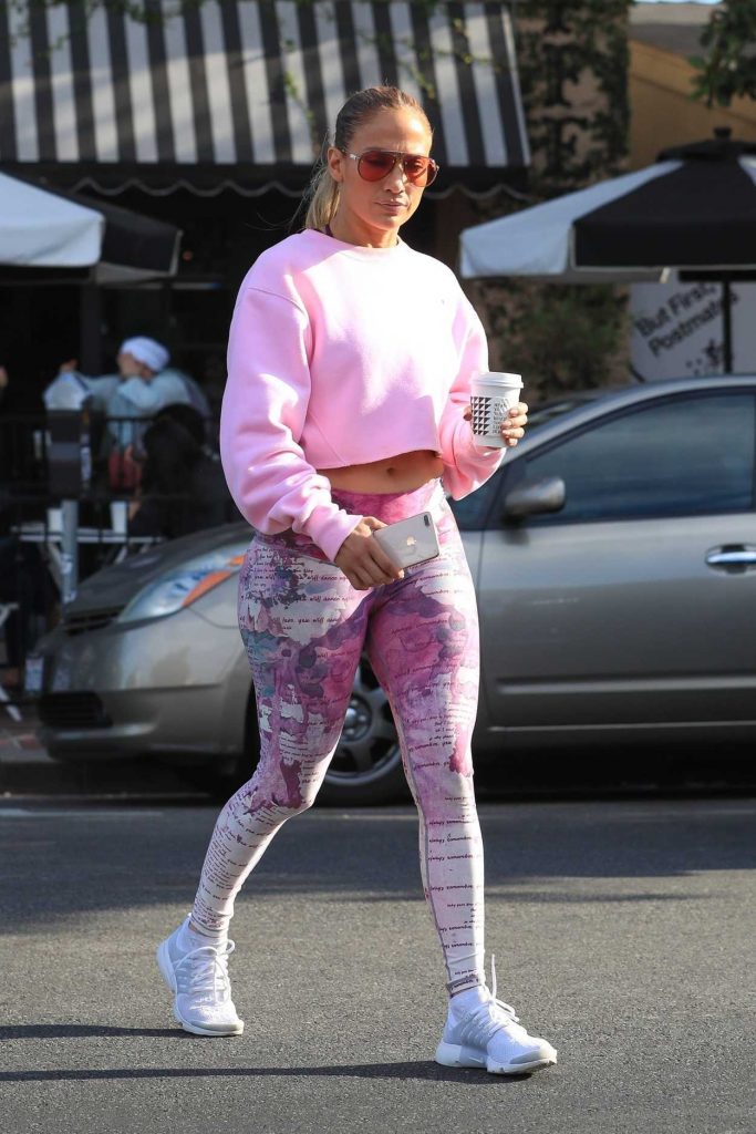 Jennifer Lopez in a Pink Patterned Leggings