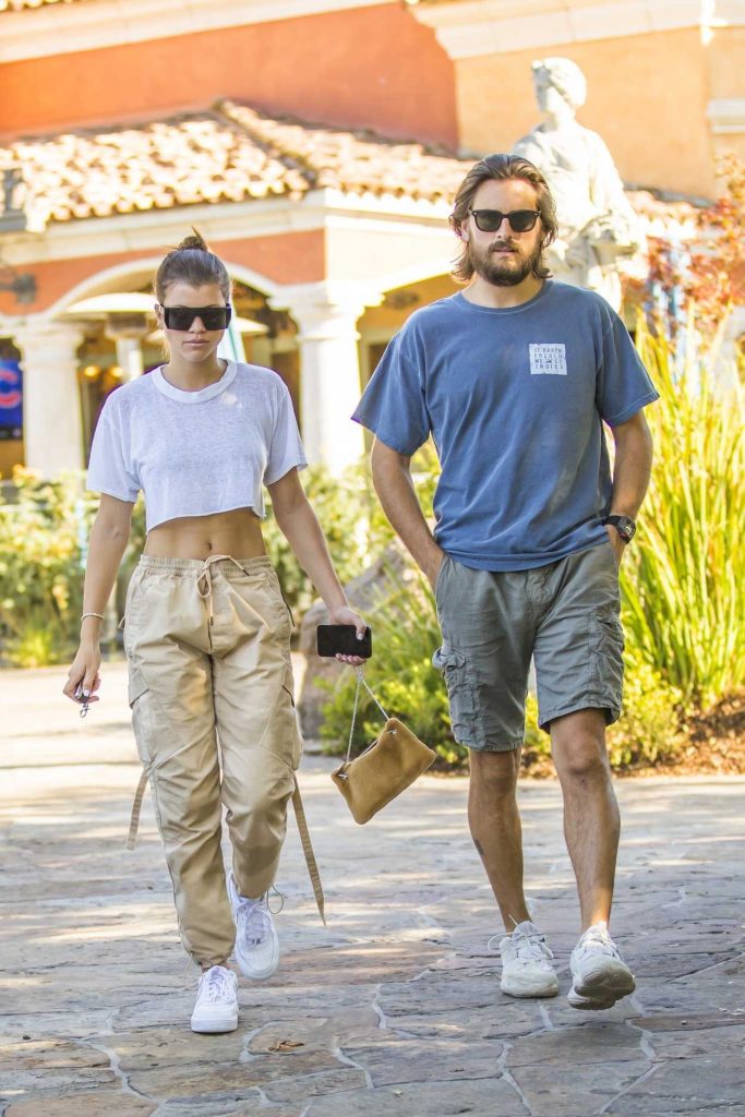 Sofia Richie in a White Cropped T-Shirt