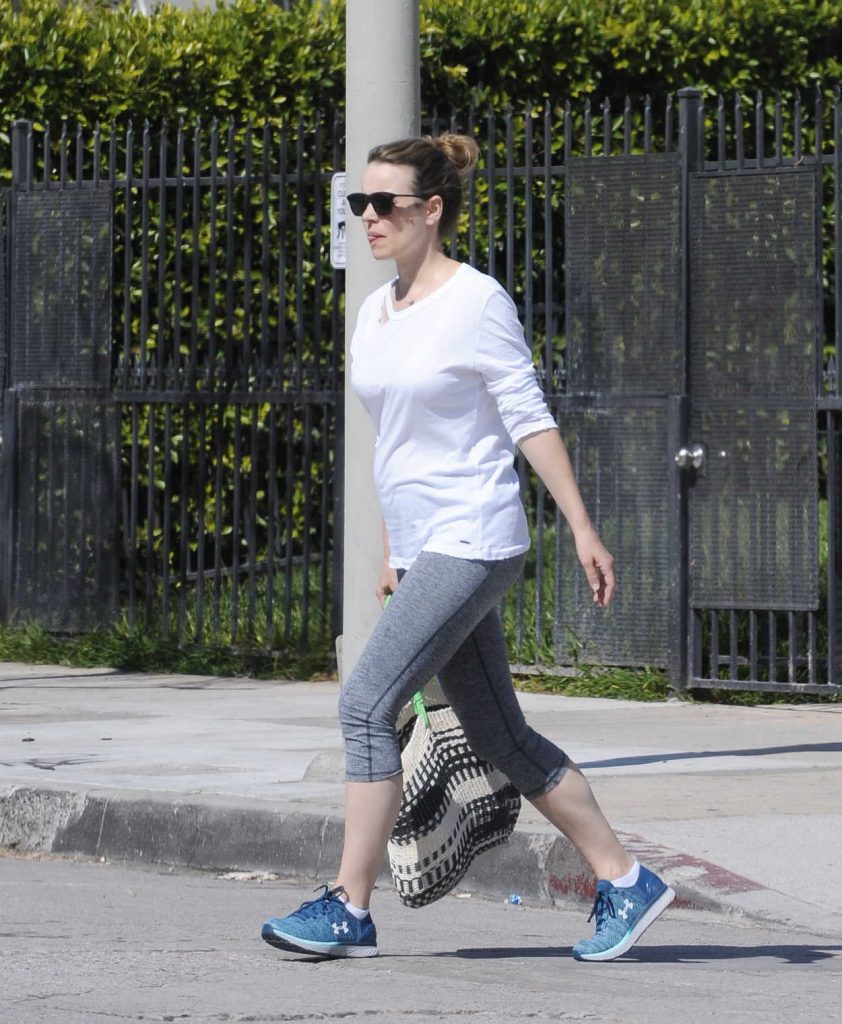 Rachel McAdams in Blue Under Armour Sneakers