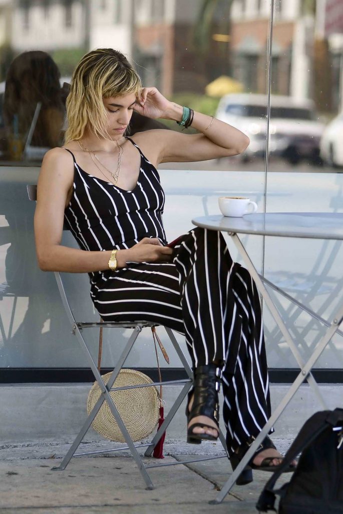 Sofia Boutella in a Striped Summer Suit