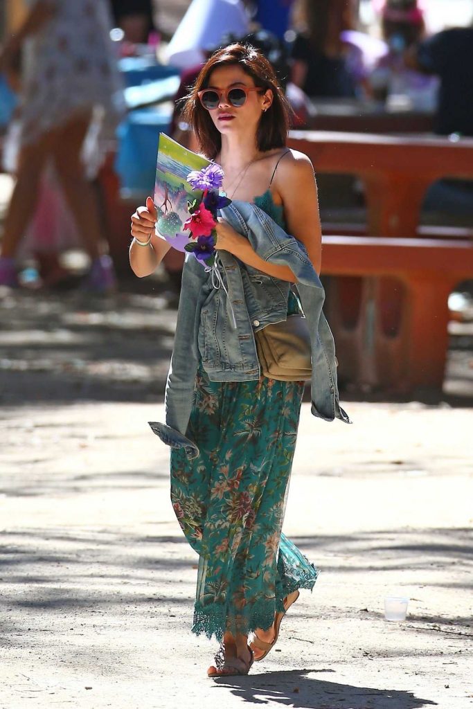 Jenna Dewan in a Green Floral Dress