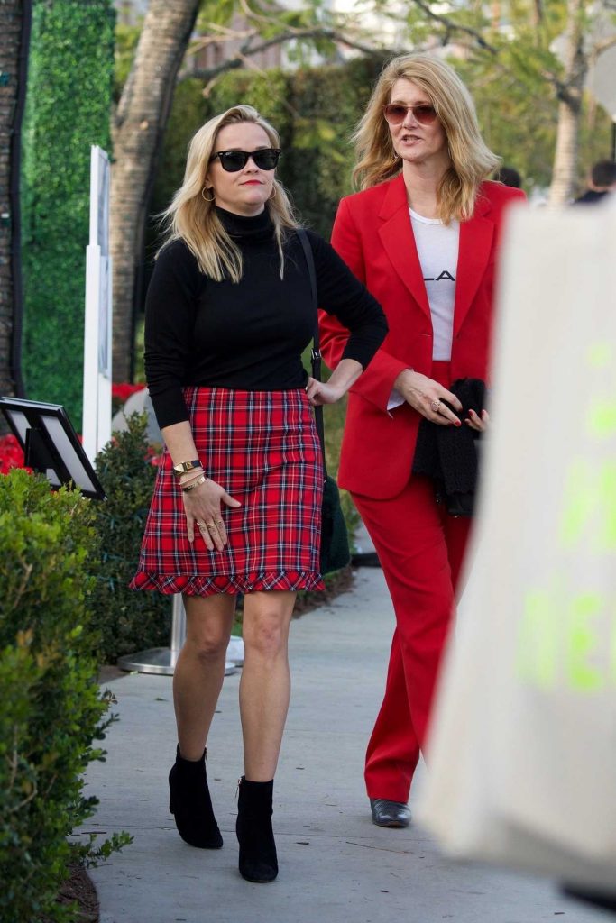 Reese Witherspoon in a Short Plaid Skirt
