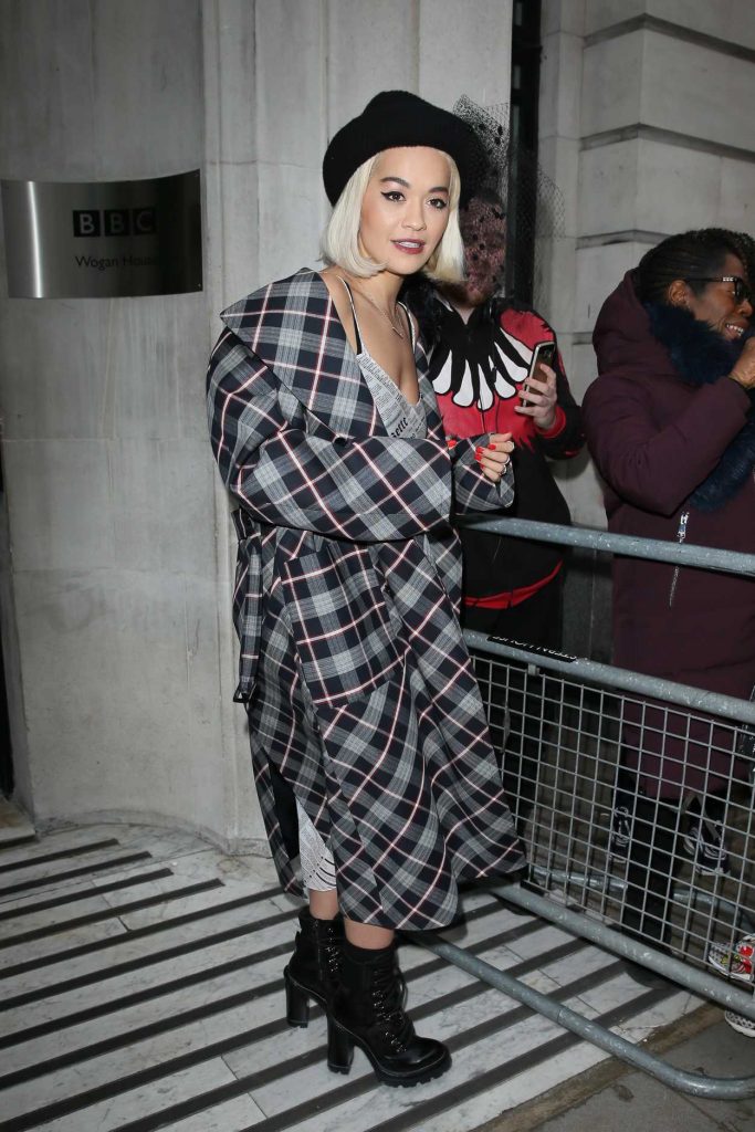 Rita Ora in a Plaid Trench Coat