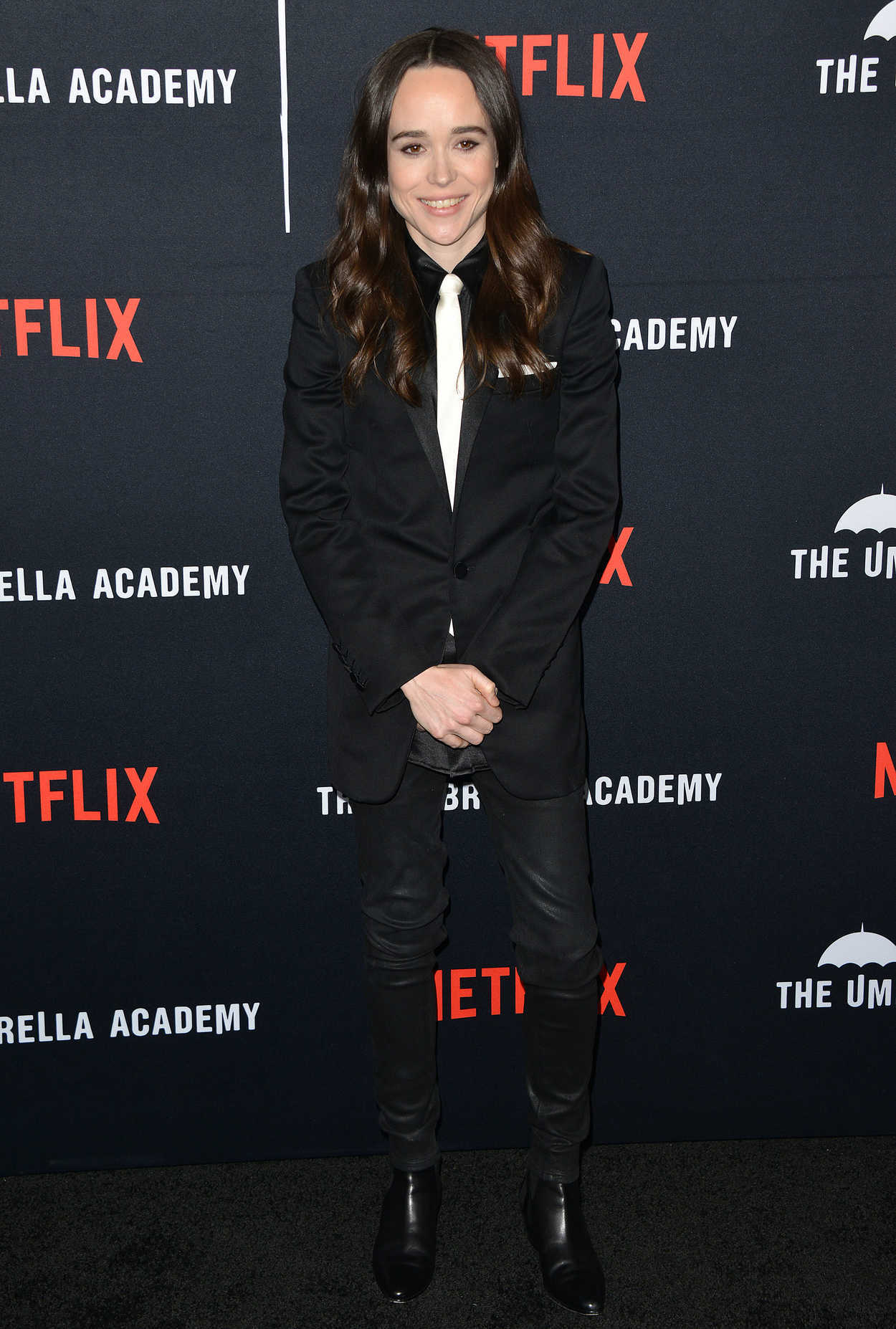Ellen Page Attends The Umbrella Academy TV Show Premiere in LA 02/12 ...