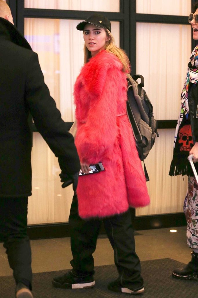 Suki Waterhouse in a Pink Fur Coat