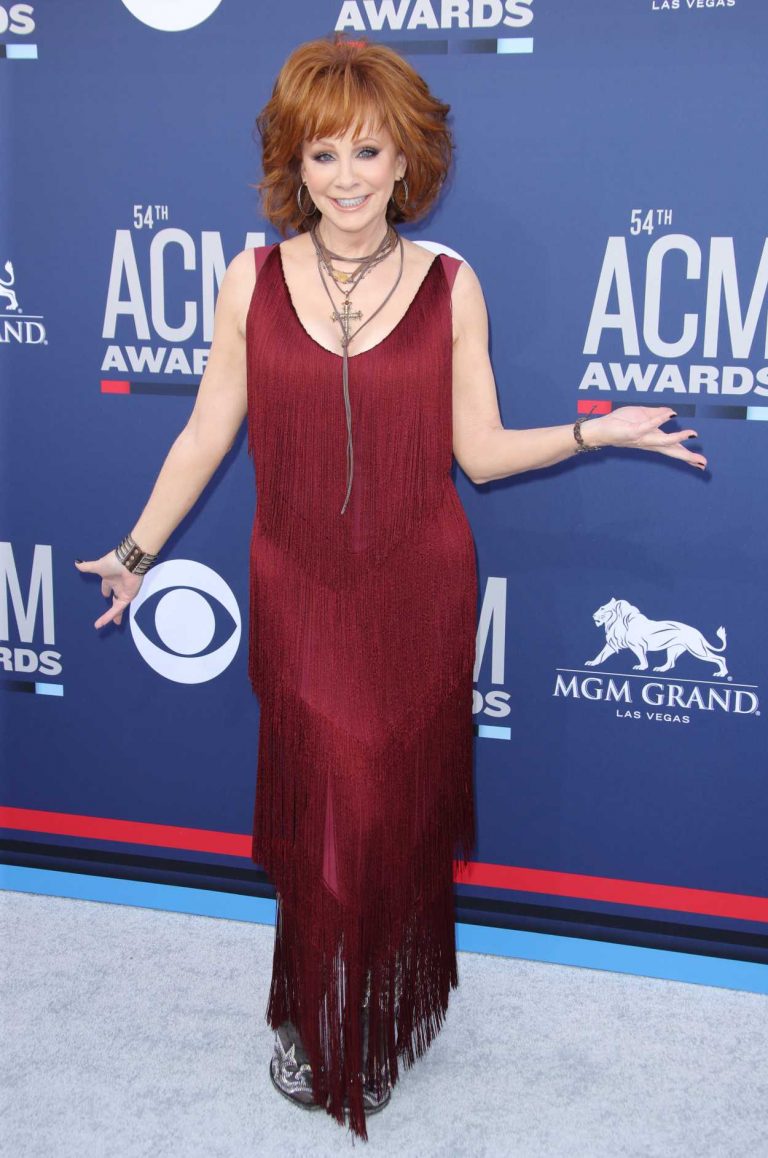 Reba McEntire – celebsla.com