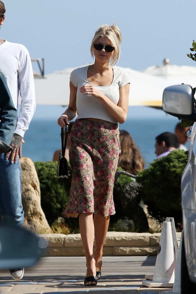 Charlotte McKinney in a Floral Skirt