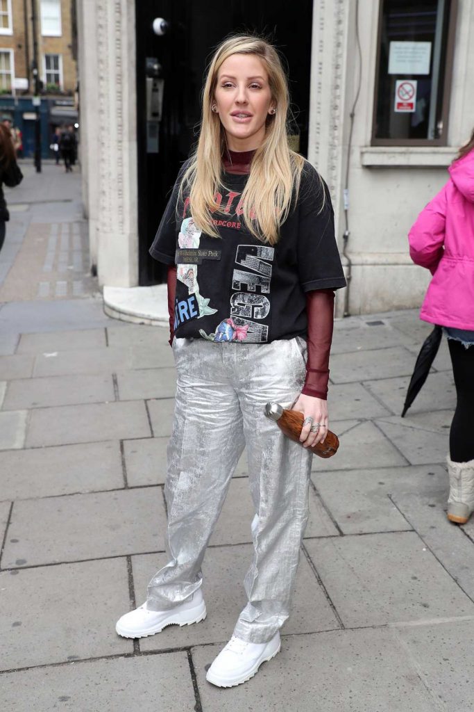 Ellie Goulding in a Silver Pants