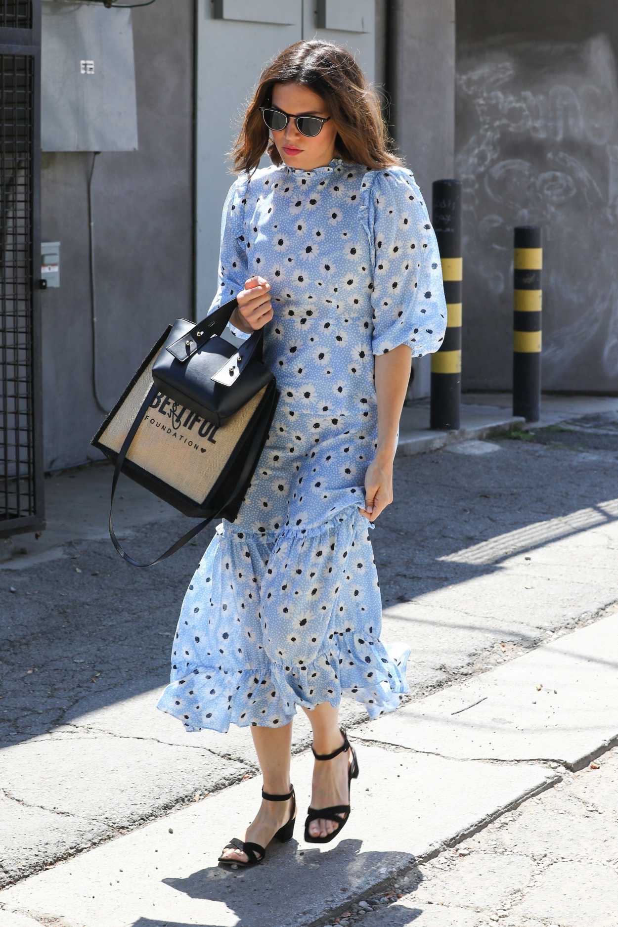 Mandy Moore in a Blue Floral Dress Arrives at the Nine One Zero Hair ...