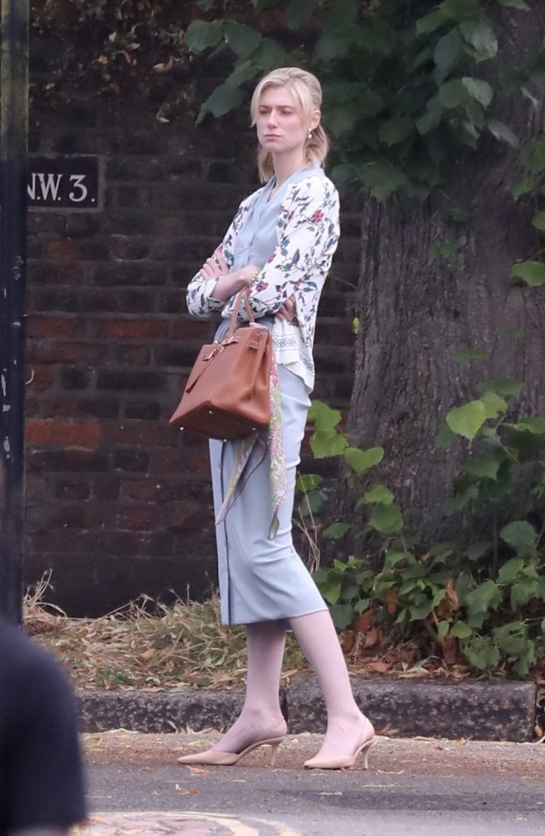 Elizabeth Debicki On The Set Of Tenet In North London