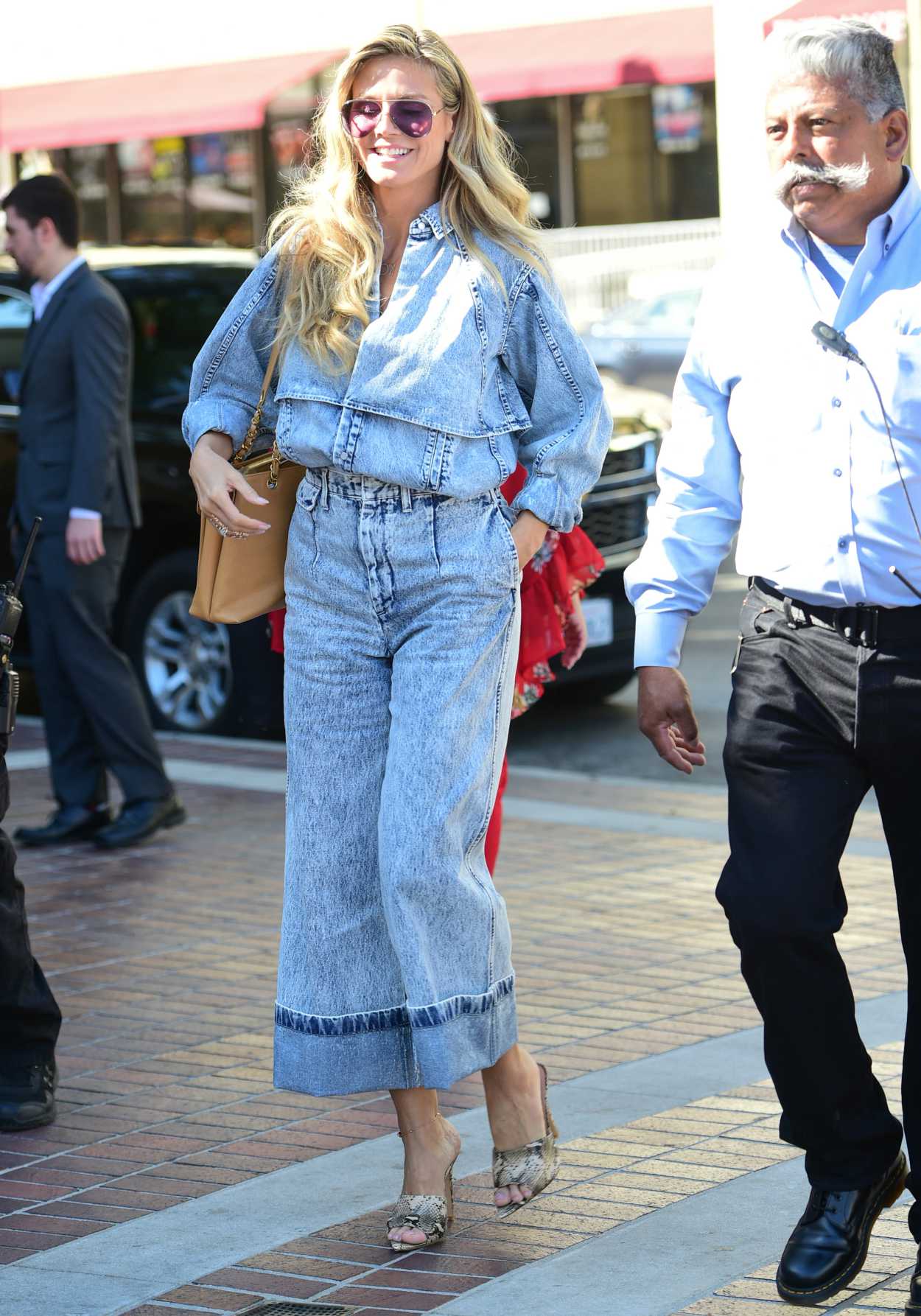 Heidi Klum in a Blue Denim Suit Was Seen Out in Los Angeles 10/06/2019 ...