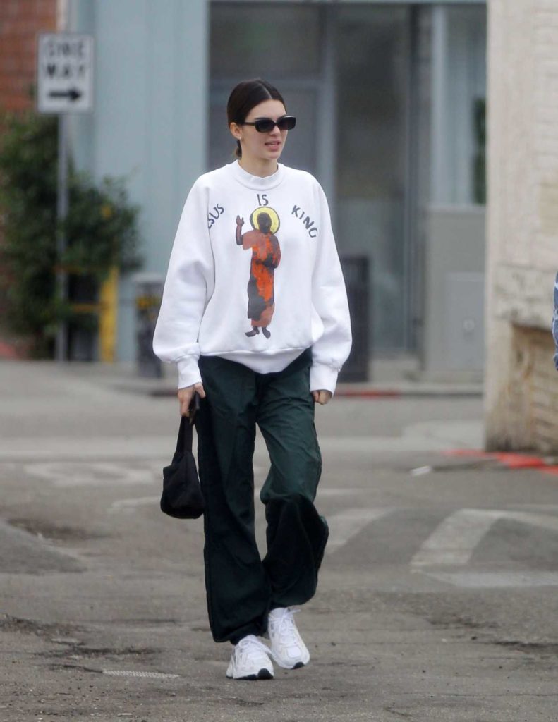 Kendall Jenner in a White Sweatshirt