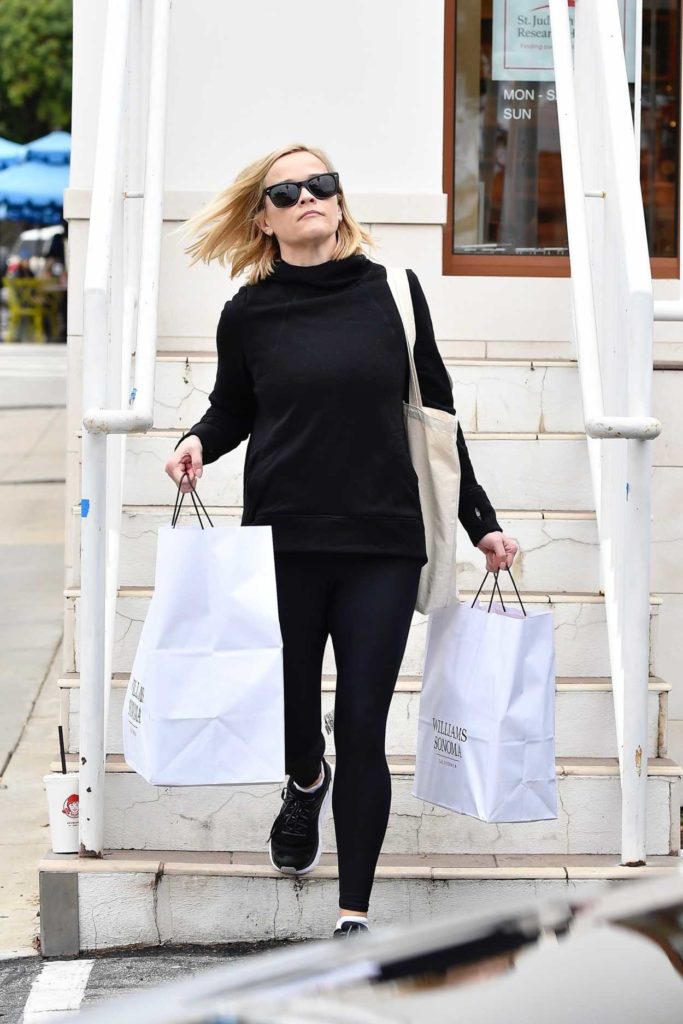 Reese Witherspoon in a Black Hoody