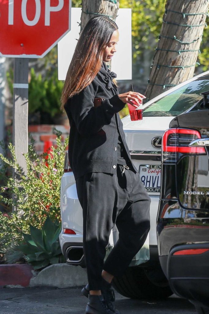 Zoe Saldana in a Black Pants