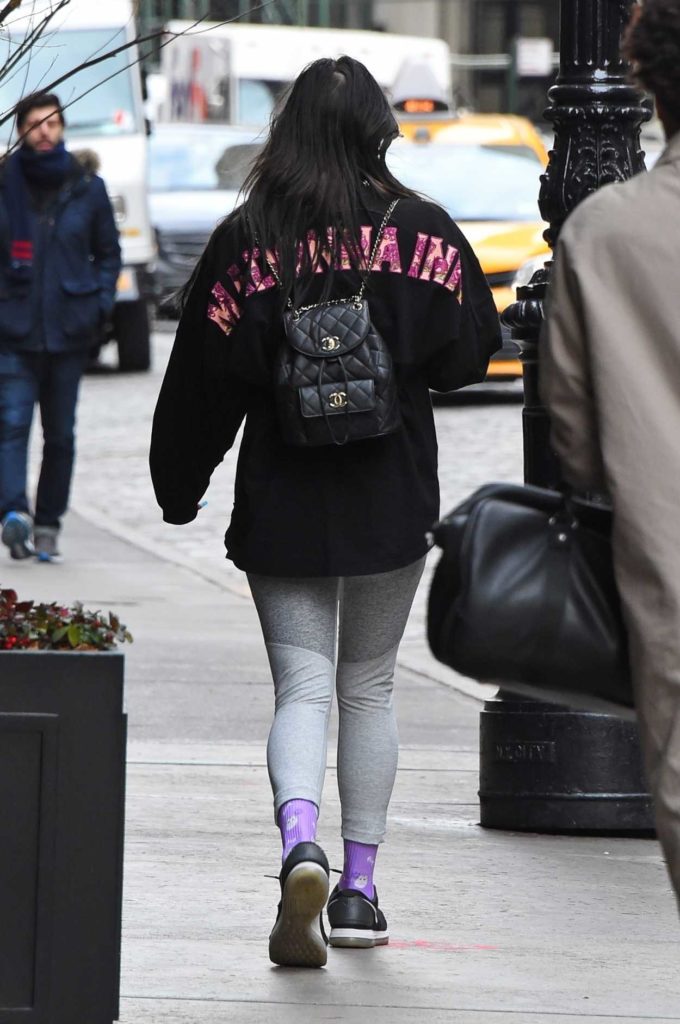 Kesha in a Black Sneakers