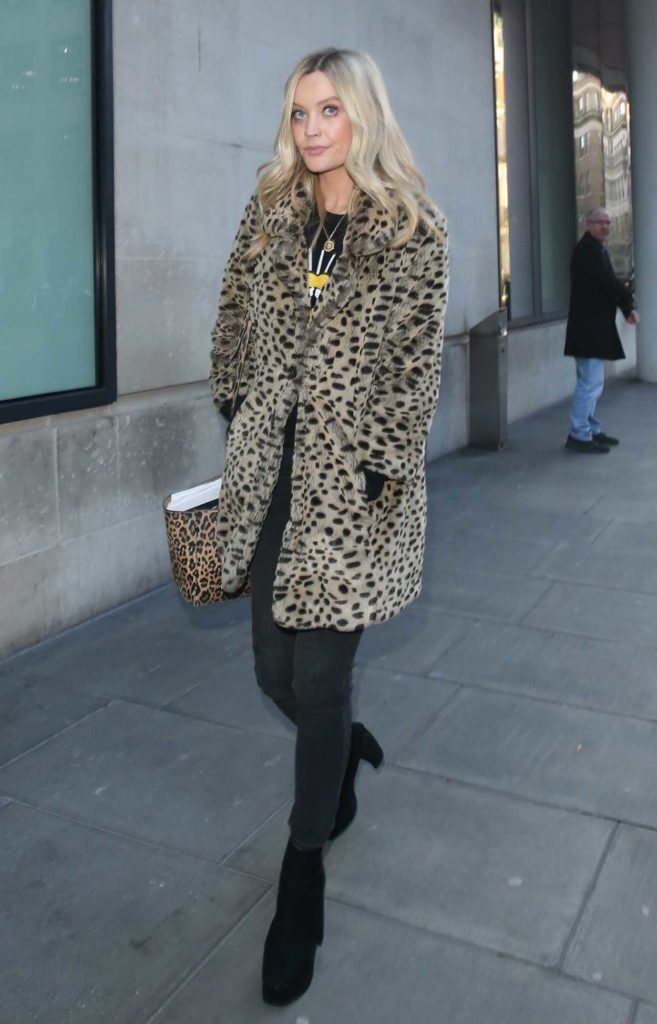 Laura Whitmore in a Beige Leopard Print Fur Coat