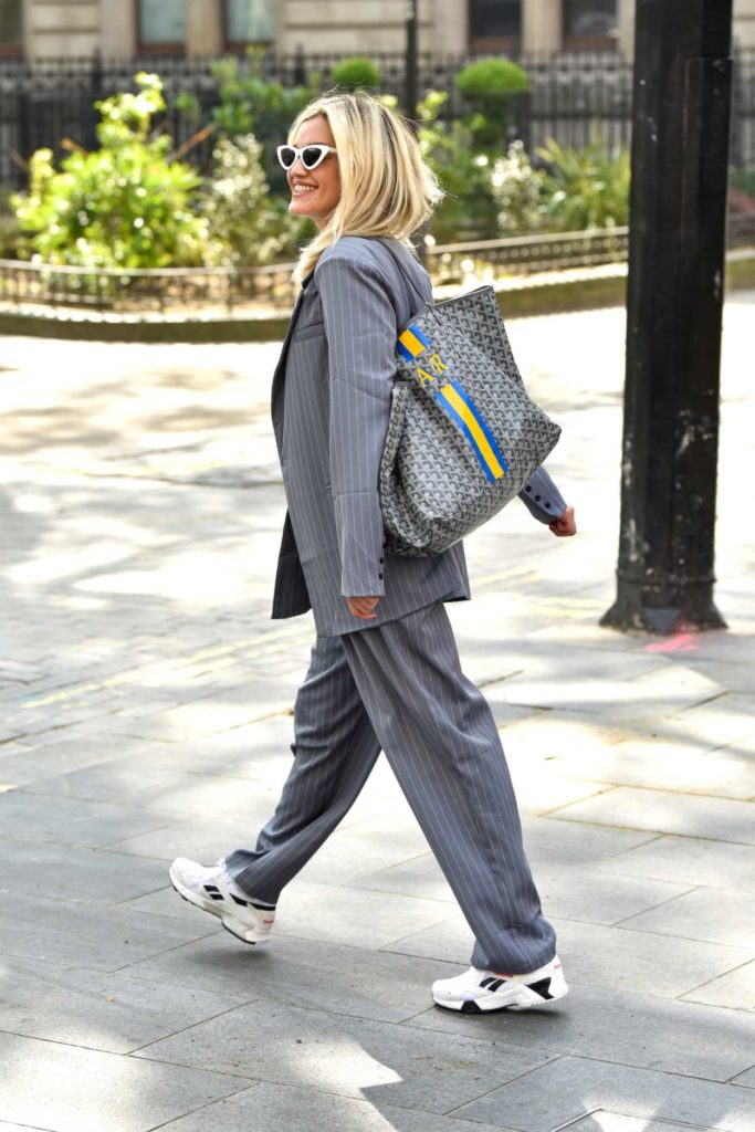 Ashley Roberts in a Gray Striped Suit