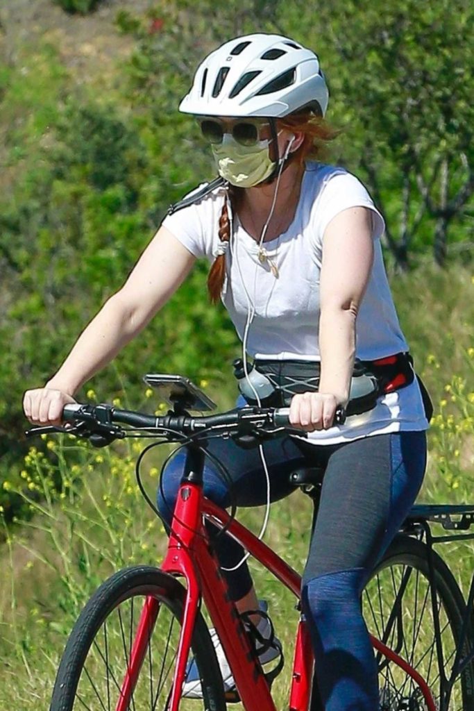 Isla Fisher in a Face Mask