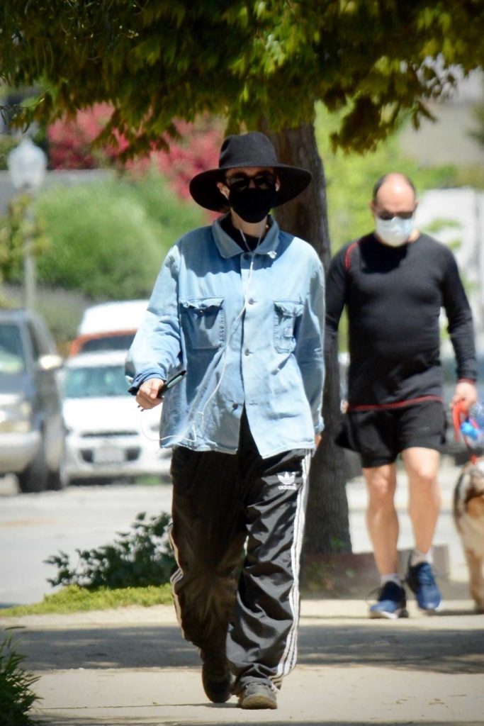 Rooney Mara in a Black Face Mask