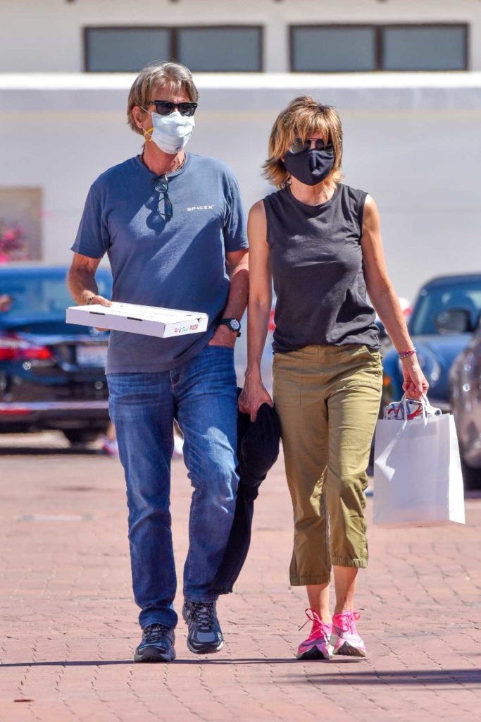 Lisa Rinna in a Black Protective Mask