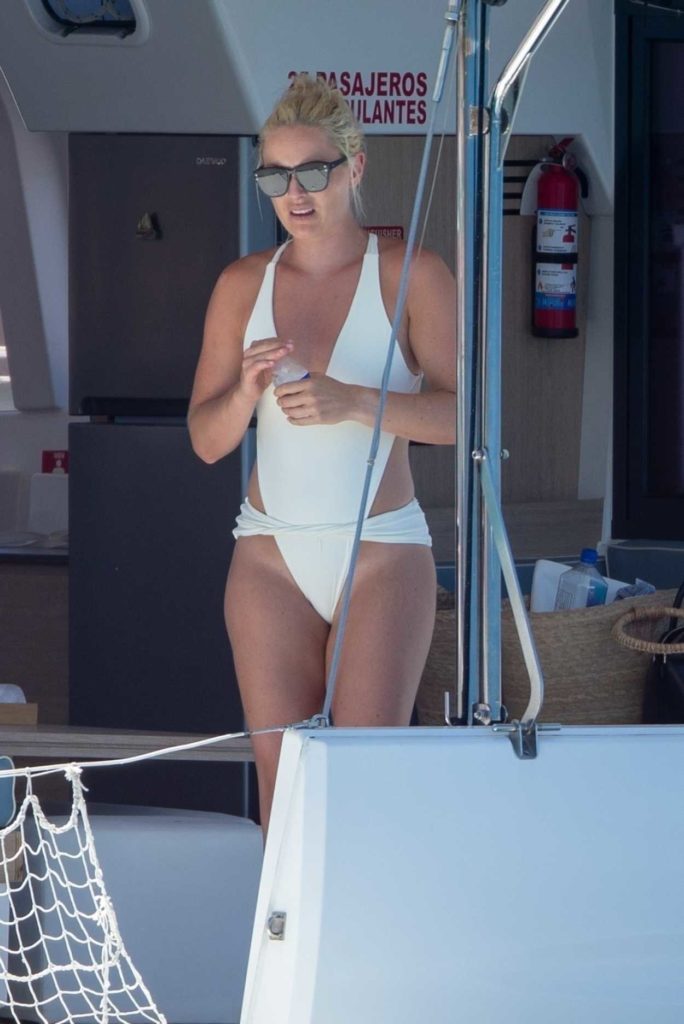 Lindsey Vonn in a White Swimsuit