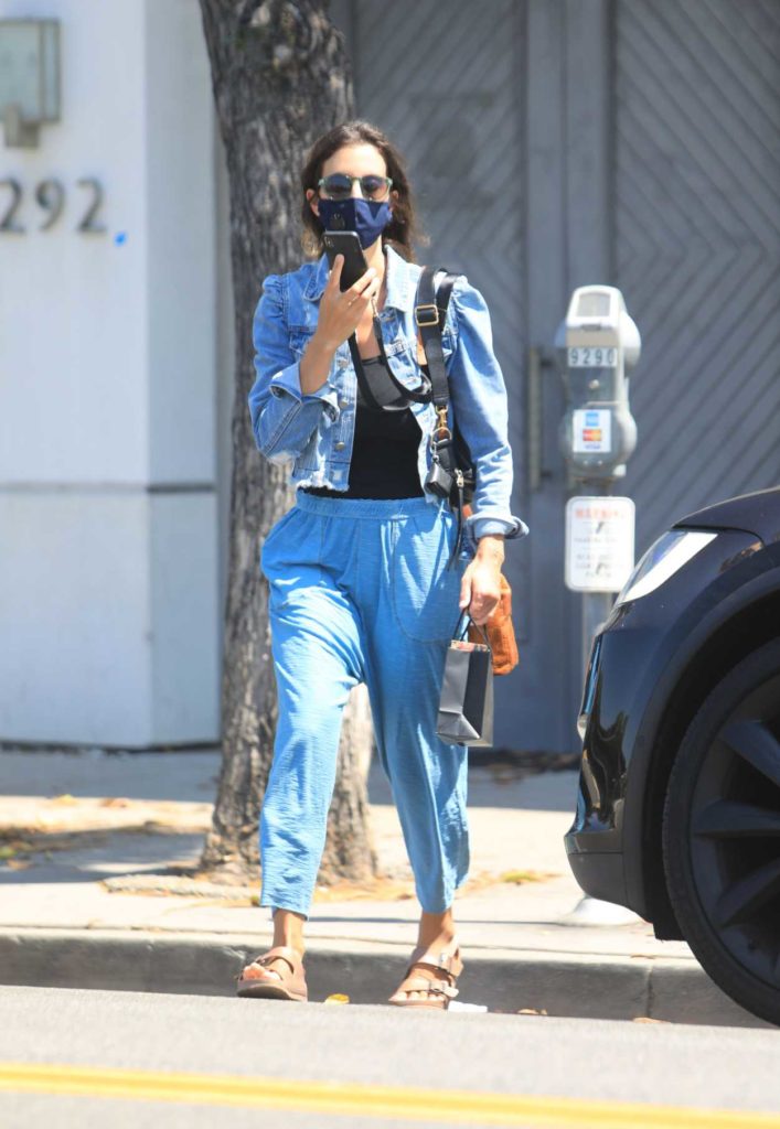 Jessica Alba in a Blue Denim Jacket