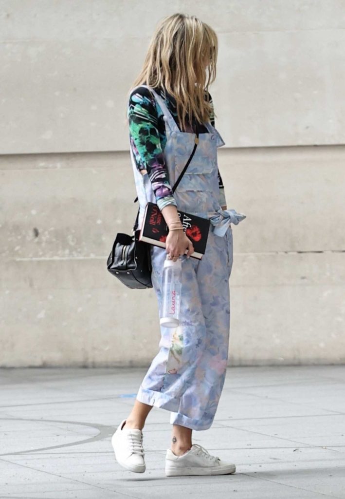 Laura Whitmore in a Multicolored Jumpsuit