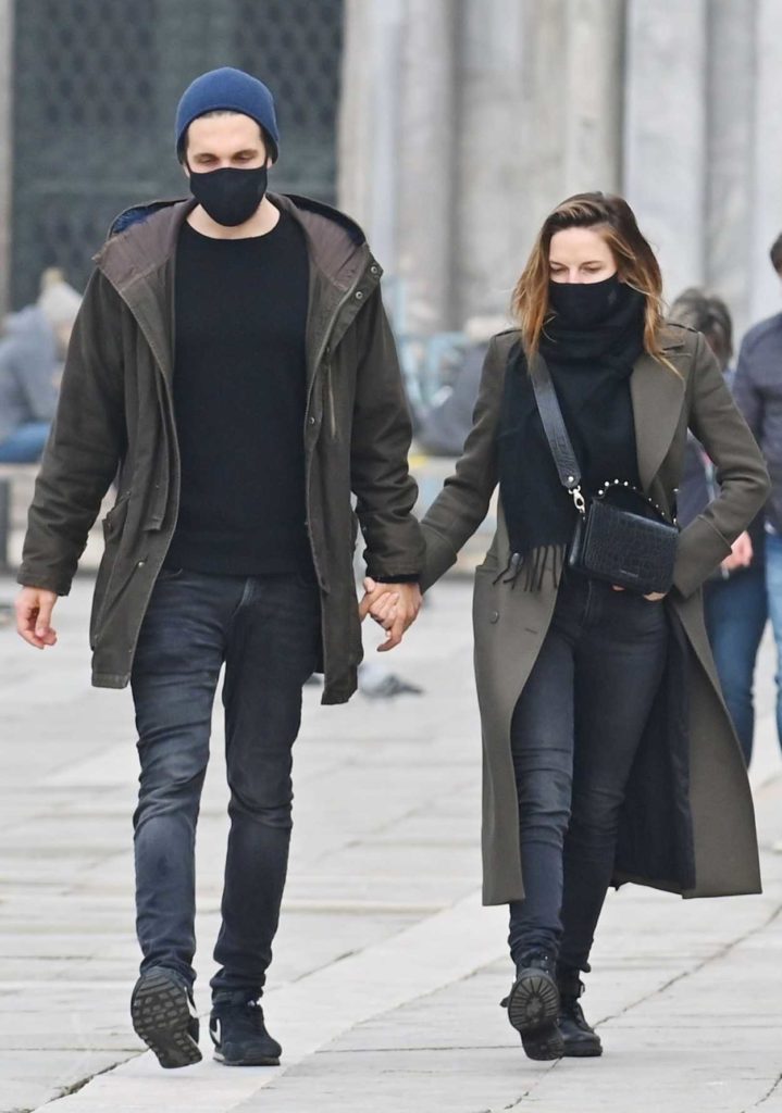 Rebecca Ferguson in a Black Protective Mask Was Seen Out with Her