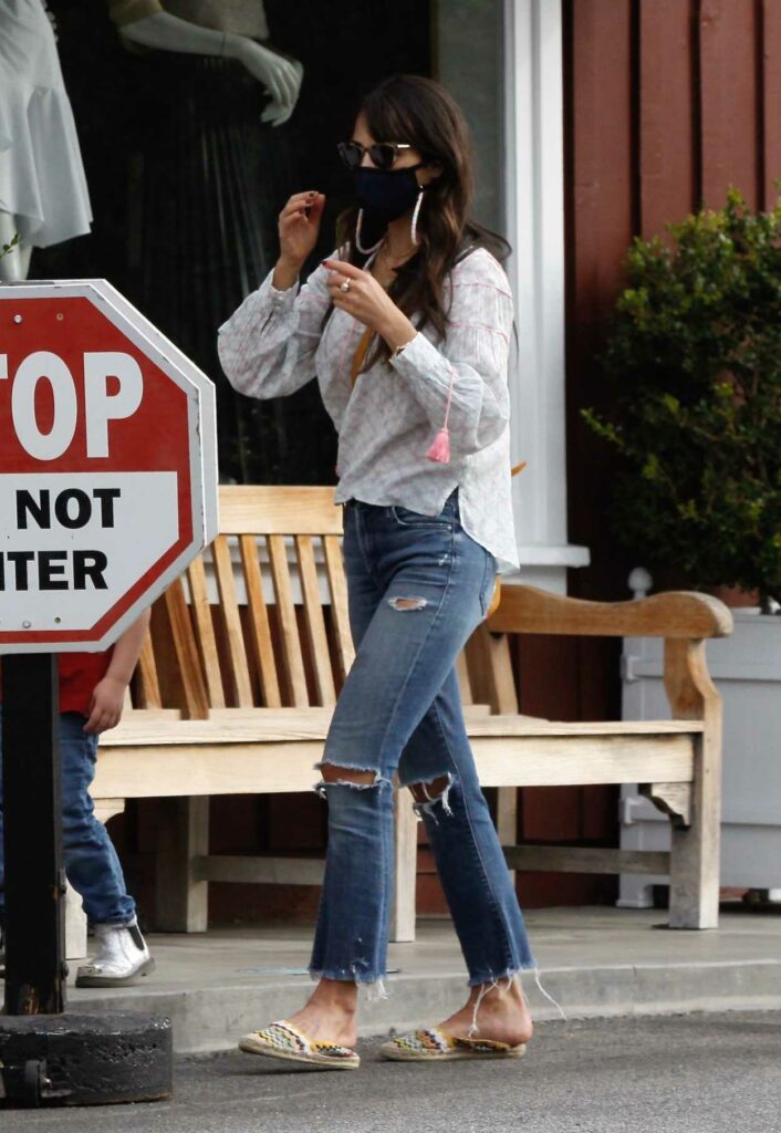 Jordana Brewster in a Blue Ripped Jeans